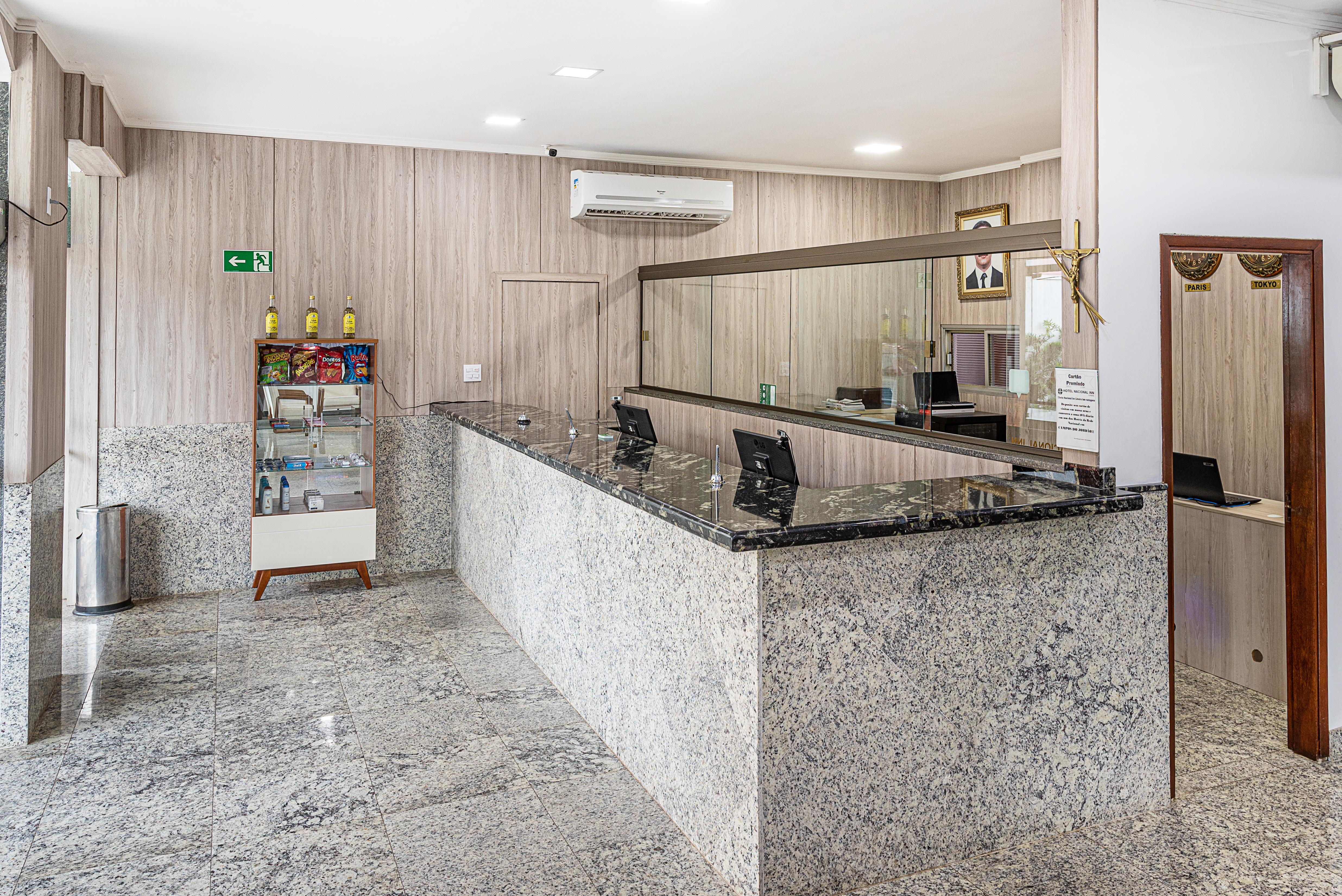 Hotel Nacional Inn Лимейра Екстериор снимка