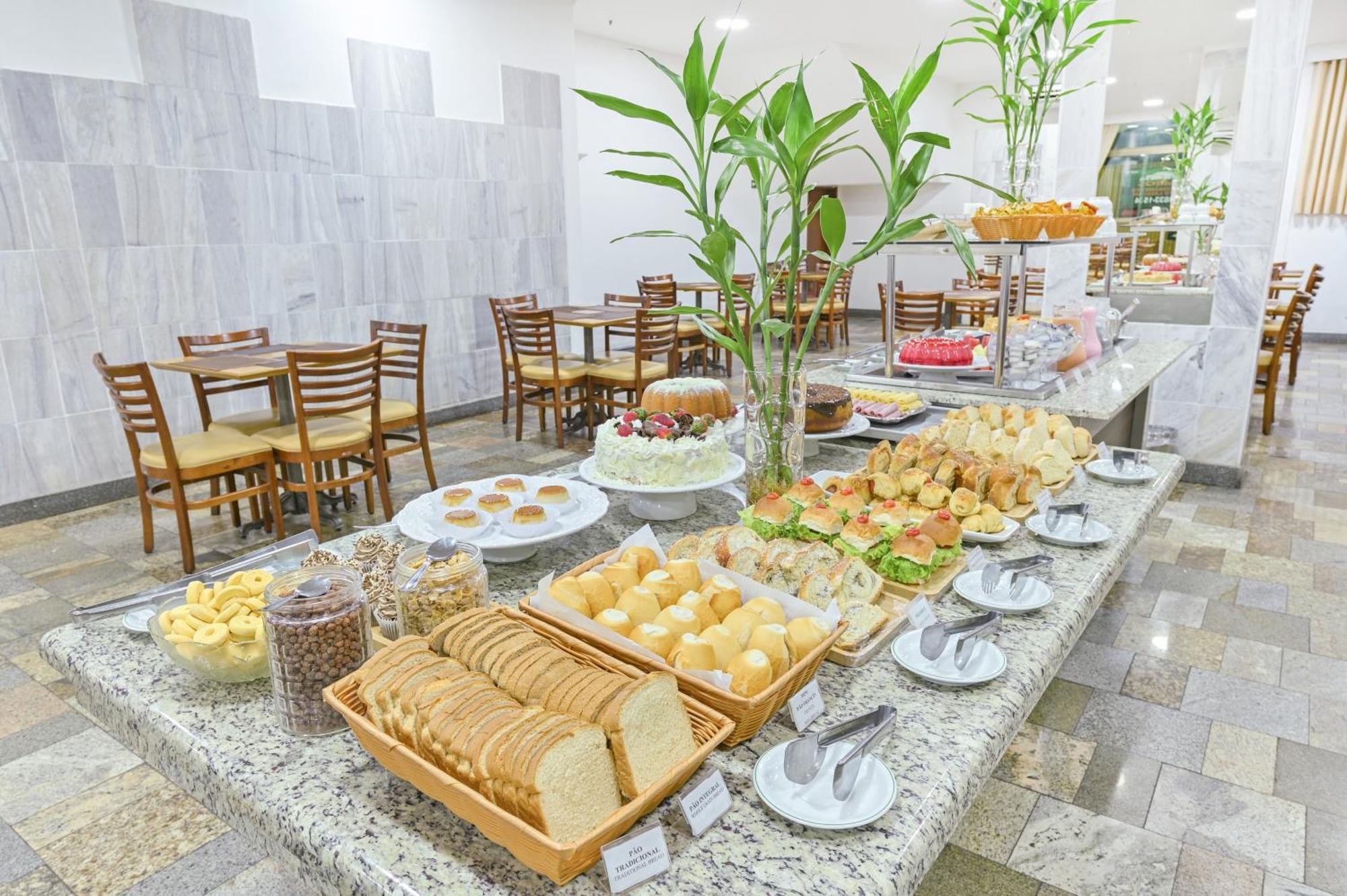 Hotel Nacional Inn Лимейра Екстериор снимка
