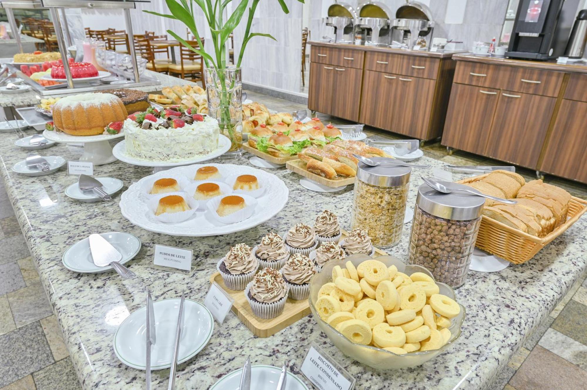 Hotel Nacional Inn Лимейра Екстериор снимка