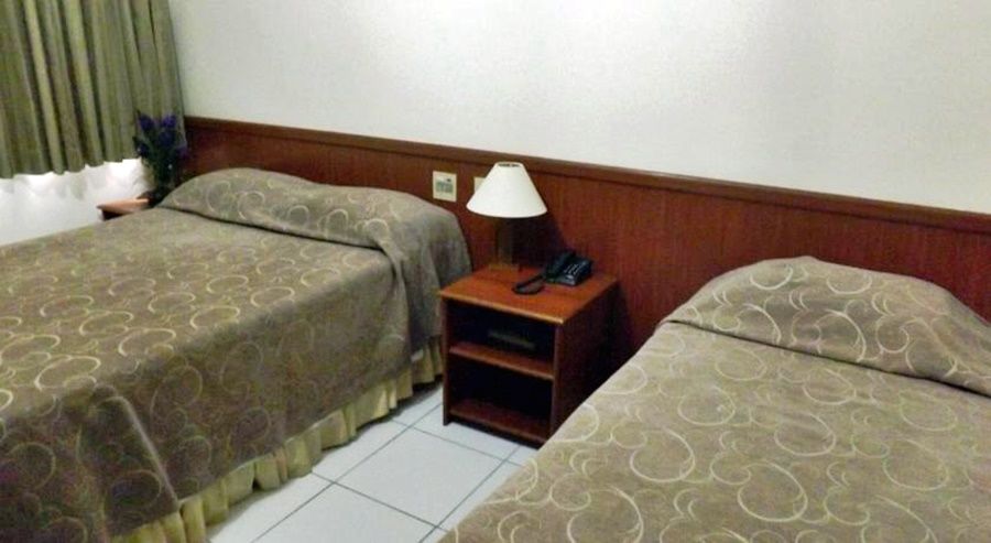 Hotel Nacional Inn Лимейра Екстериор снимка